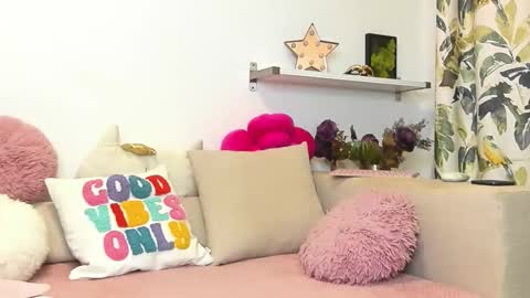 hot69milf online show from 15, 11, 2025