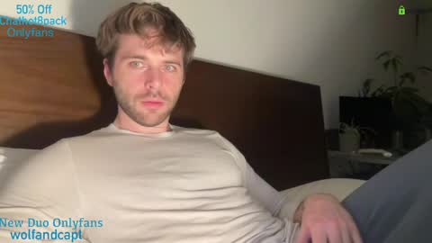 Snapshot of hot8pack01 chatting on 1, 5, 2026 Edward aka Wolf online show from 1, 5, 2026