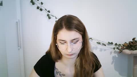 Snapshot of hot_1nina chatting on 20, 2, 2026 NINA online show from 20, 2, 2026