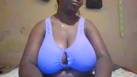 Snapshot of hot_alynn chatting on 17, 9, 2025 ALLYN online show from 17, 9, 2025