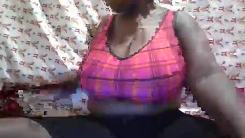 Snapshot of hot_alynn chatting on 22, 10, 2025 ALLYN online show from 22, 10, 2025