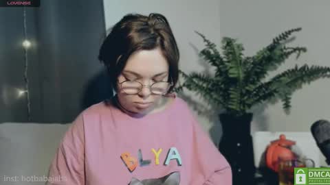 Snapshot of hot_babayaga chatting on 17, 2, 2025 online show from 17, 2, 2025