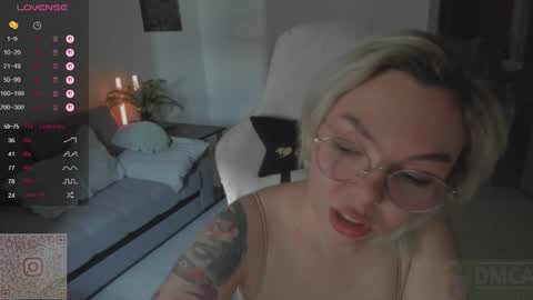 Snapshot of hot_babayaga chatting on 13, 9, 2025 online show from 13, 9, 2025