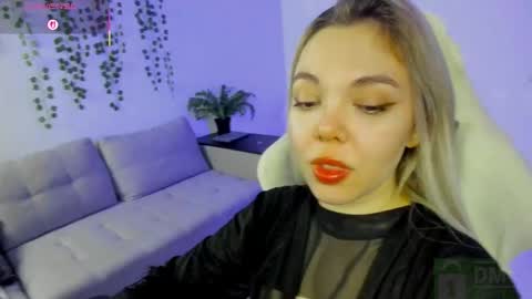 Snapshot of hot_babayaga chatting on 16, 11, 2025 online show from 16, 11, 2025