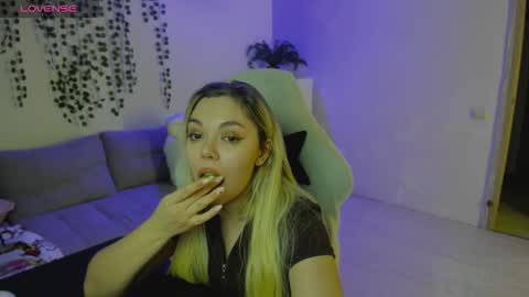 Snapshot of hot_babayaga chatting on 13, 1, 2026 online show from 13, 1, 2026