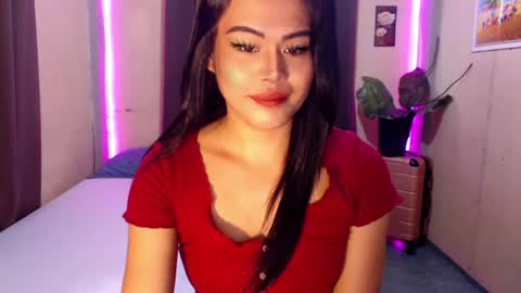 Snapshot of hot_babe0802 chatting on 24, 7, 2026 HANNA online show from 24, 7, 2026