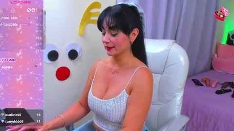 Snapshot of hot_beauty__ chatting on 27, 12, 2024 VALENTINA online show from 27, 12, 2024