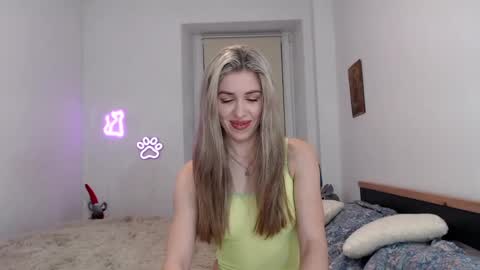 Snapshot of hot_berry69 chatting on 5, 2, 2025 Dashka online show from 5, 2, 2025