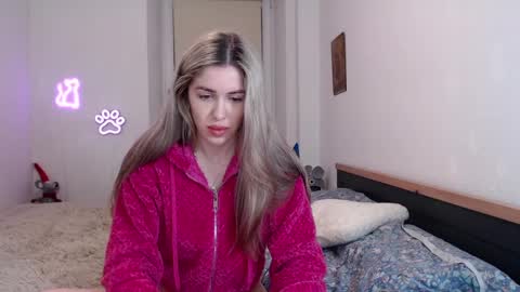 Snapshot of hot_berry69 chatting on 9, 3, 2025 Dashka online show from 9, 3, 2025