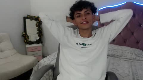 Salomon online show from 4, 12, 2025