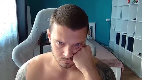 hot_cap_77 online show from 10, 9, 2025