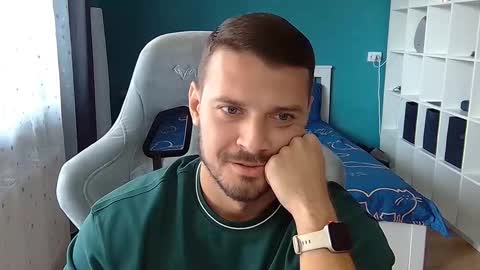 hot_cap_77 online show from 15, 10, 2025