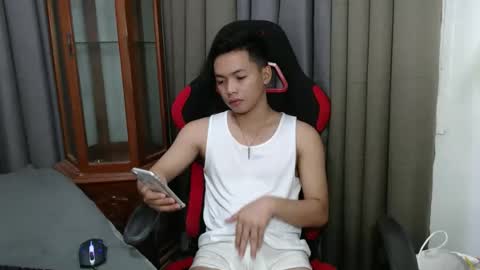 Snapshot of hot_chanie chatting on 2, 11, 2025 chan chan online show from 2, 11, 2025