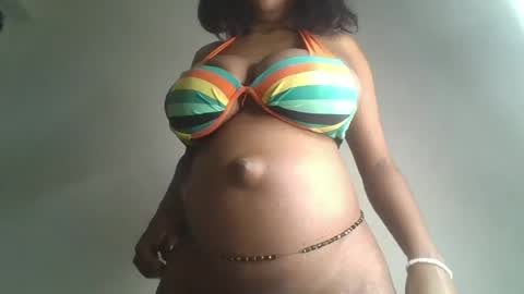 Snapshot of hot_choccoolate chatting on 8, 7, 2026 Zarah online show from 8, 7, 2026