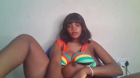 Snapshot of hot_choccoolate chatting on 12, 7, 2026 Zarah online show from 12, 7, 2026