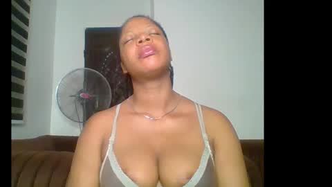 Snapshot of hot_choco_choco chatting on 5, 2, 2026 peace online show from 5, 2, 2026