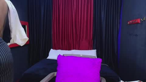 hot chocolate 4u online show from 4, 12, 2024