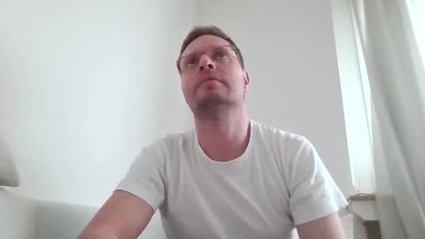 hot_chris1989 online show from 9, 2, 2026