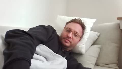 hot_chris1989 online show from 13, 2, 2026