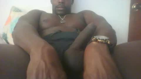 Snapshot of hot_frozone chatting on 15, 10, 2025 hot_frozone online show from 15, 10, 2025