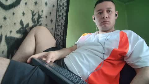 Snapshot of hot_guy36 chatting on 8, 6, 2026 hot_guy36 online show from 8, 6, 2026