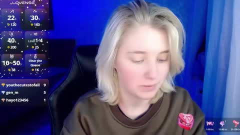 Snapshot of hot_isa7 chatting on 5, 12, 2024 Yunona online show from 5, 12, 2024