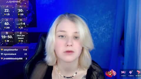 Snapshot of hot_isa7 chatting on 7, 12, 2024 Yunona online show from 7, 12, 2024