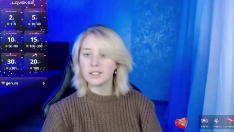 Snapshot of hot_isa7 chatting on 9, 12, 2024 Yunona online show from 9, 12, 2024