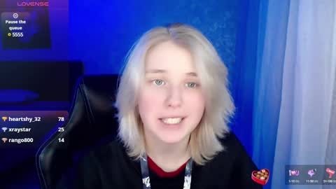 Snapshot of hot_isa7 chatting on 17, 12, 2024 Yunona online show from 17, 12, 2024