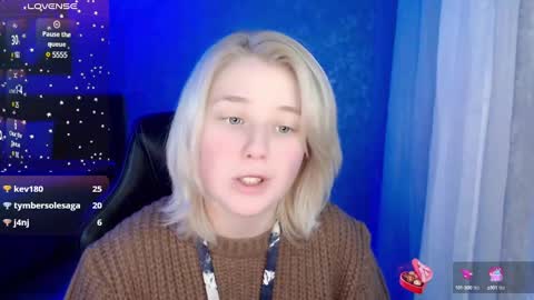 Snapshot of hot_isa7 chatting on 28, 12, 2024 Yunona online show from 28, 12, 2024