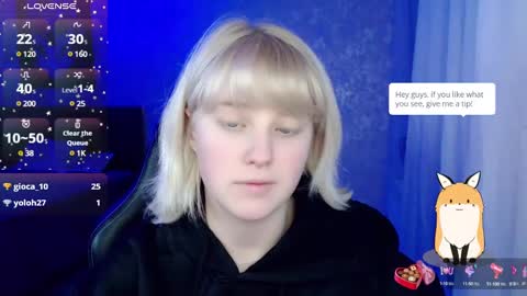 Snapshot of hot_isa7 chatting on 5, 1, 2025 Yunona online show from 5, 1, 2025