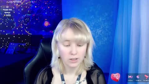 Snapshot of hot_isa7 chatting on 2, 2, 2025 Yunona online show from 2, 2, 2025