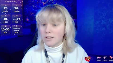 Snapshot of hot_isa7 chatting on 5, 2, 2025 Yunona online show from 5, 2, 2025