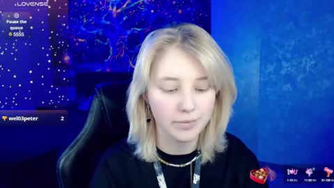 Snapshot of hot_isa7 chatting on 9, 2, 2025 Yunona online show from 9, 2, 2025