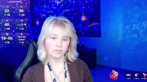 Snapshot of hot_isa7 chatting on 22, 2, 2025 Yunona online show from 22, 2, 2025