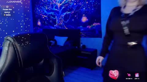 Snapshot of hot_isa7 chatting on 26, 2, 2025 Yunona online show from 26, 2, 2025