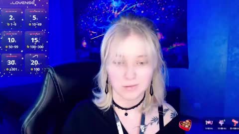 Snapshot of hot_isa7 chatting on 28, 2, 2025 Yunona online show from 28, 2, 2025