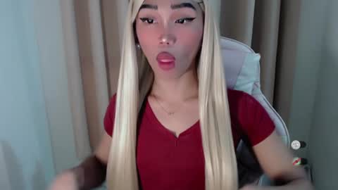 Snapshot of hot_khianna chatting on 12, 7, 2026 Khianna online show from 12, 7, 2026