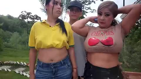 Snapshot of hot_kittens_xxx chatting on 27, 5, 2026 kittens online show from 27, 5, 2026