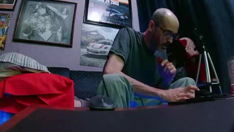 hot_krispy_kreme online show from 29, 4, 2026