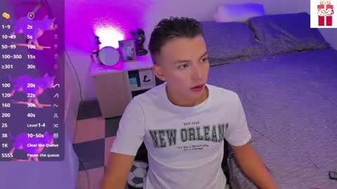 Snapshot of hot_latin_temptation chatting on 24, 7, 2026 Alejandro online show from 24, 7, 2026