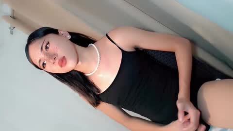 hot_little_angel18 online show from 8, 6, 2026