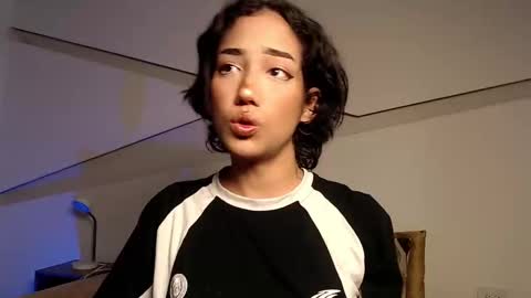 Alana online show from 8, 9, 2025