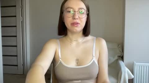 Snapshot of hot_lliinns chatting on 10, 1, 2025 Lina online show from 10, 1, 2025