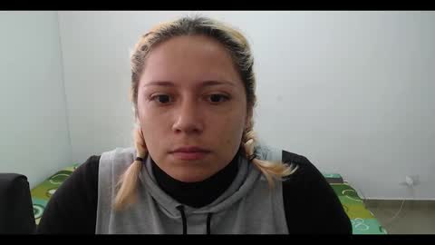 Snapshot of hot_mommymia chatting on 7, 2, 2025 Mia online show from 7, 2, 2025