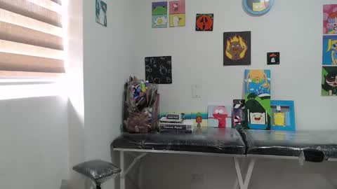 Snapshot of hot_mommymia chatting on 16, 9, 2025 Mia online show from 16, 9, 2025