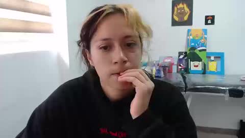 Snapshot of hot_mommymia chatting on 17, 9, 2025 Mia online show from 17, 9, 2025