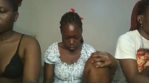 Hot petite online show from 4, 11, 2025