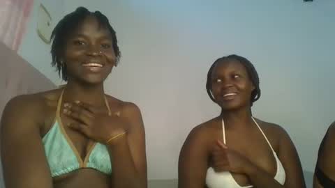 Snapshot of hot_petite12 chatting on 23, 7, 2026 Petite online show from 23, 7, 2026