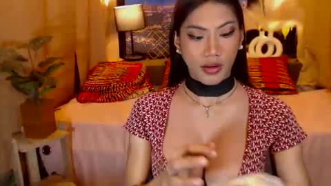 Julli Anna online show from 24, 4, 2026